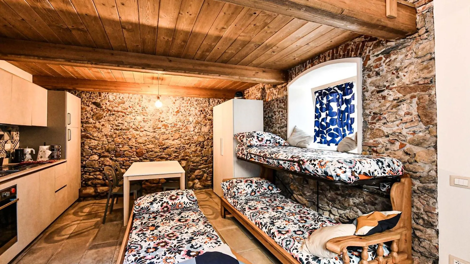 Rustico Alle Mura Love & Bike Toirano 0*,  Italia
